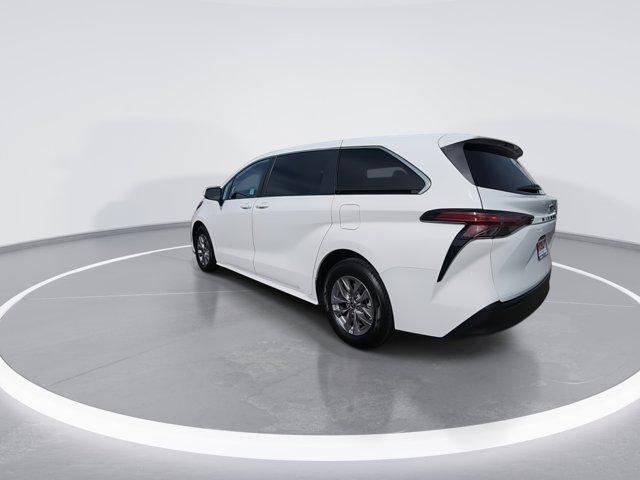 used 2022 Toyota Sienna car, priced at $32,888