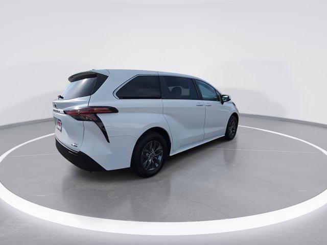 used 2022 Toyota Sienna car, priced at $32,888