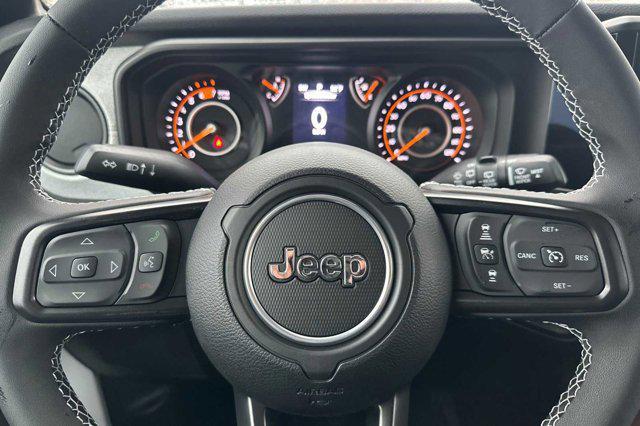 new 2025 Jeep Wrangler car, priced at $45,290