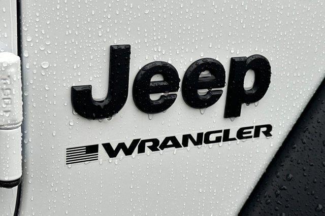 new 2025 Jeep Wrangler car, priced at $45,290