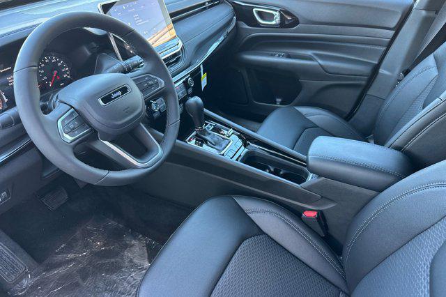 new 2025 Jeep Compass car, priced at $26,160
