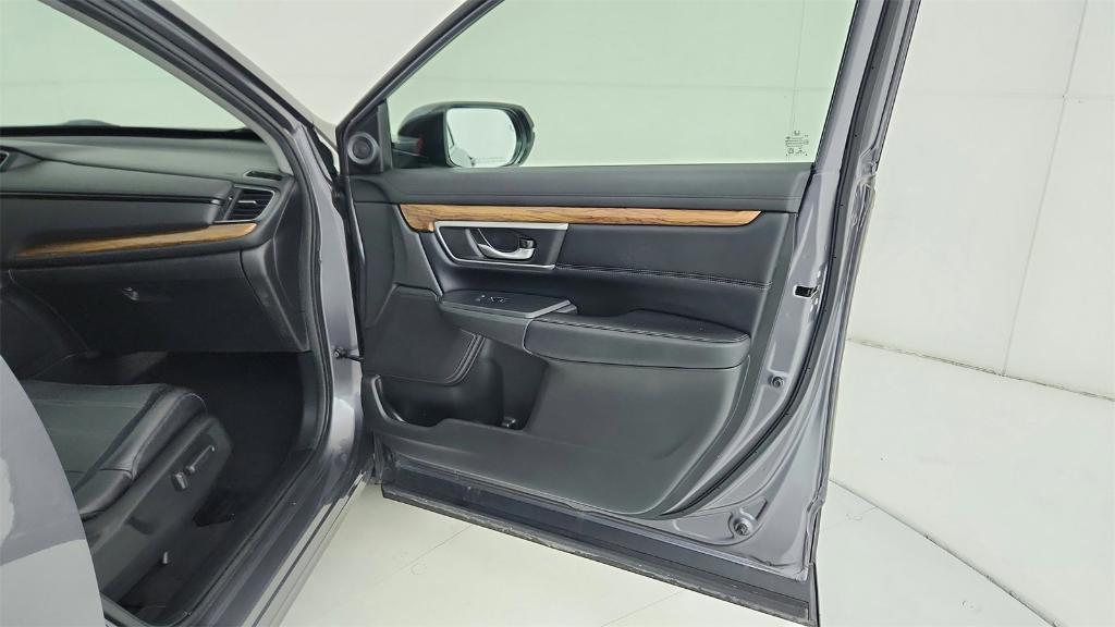 used 2018 Honda CR-V car, priced at $24,555