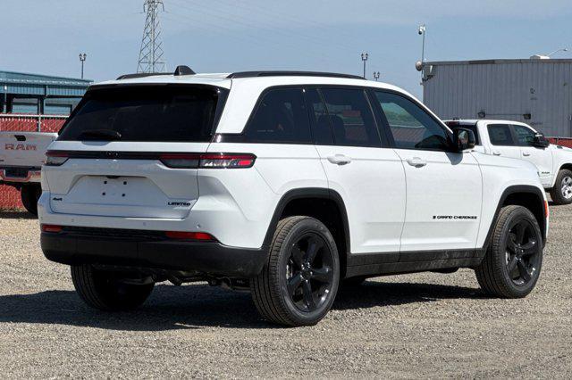 new 2025 Jeep Grand Cherokee car, priced at $48,429