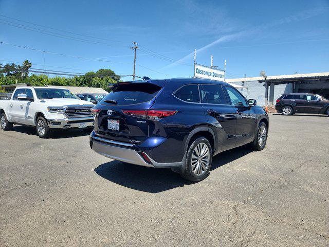 used 2022 Toyota Highlander Hybrid car, priced at $46,448