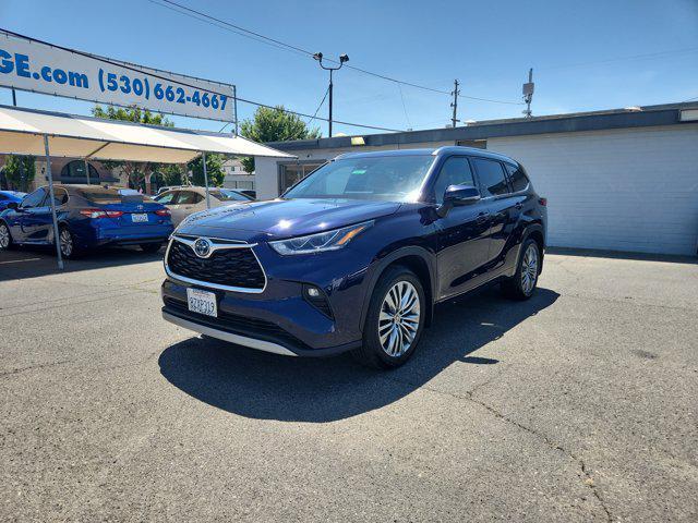 used 2022 Toyota Highlander Hybrid car, priced at $46,448