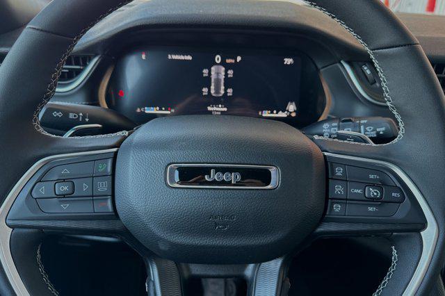 new 2025 Jeep Grand Cherokee car, priced at $38,530