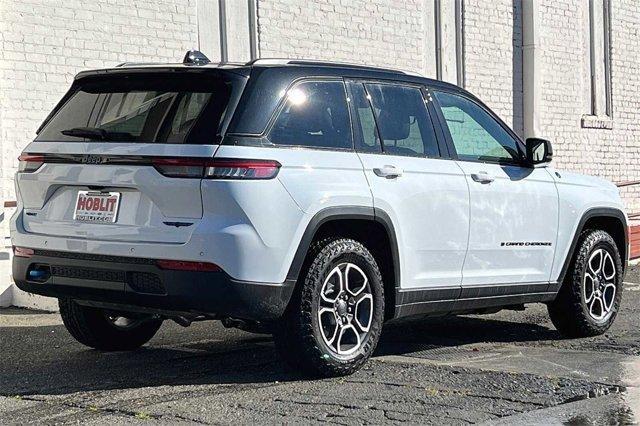 new 2022 Jeep Grand Cherokee 4xe car, priced at $54,000