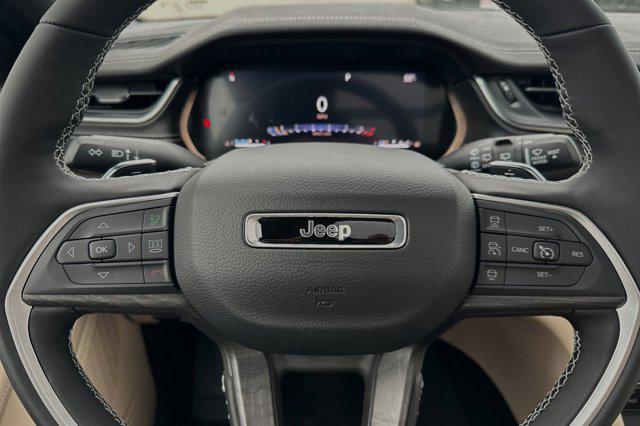 new 2025 Jeep Grand Cherokee car, priced at $47,365