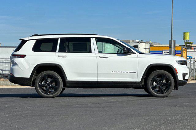 new 2025 Jeep Grand Cherokee L car, priced at $46,175