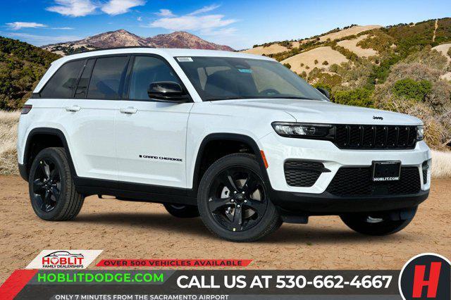 new 2025 Jeep Grand Cherokee car, priced at $41,080