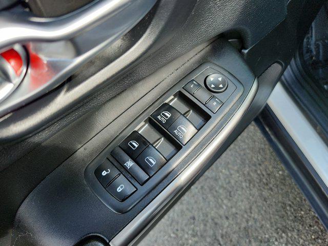 used 2019 Jeep Cherokee car, priced at $11,425