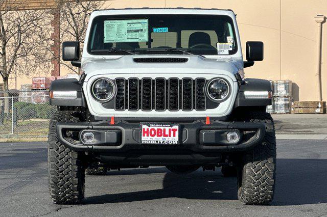 new 2025 Jeep Gladiator car, priced at $51,595