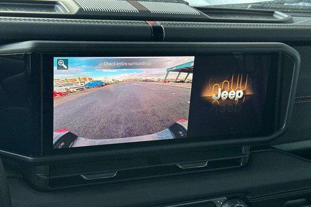 new 2025 Jeep Gladiator car, priced at $51,595