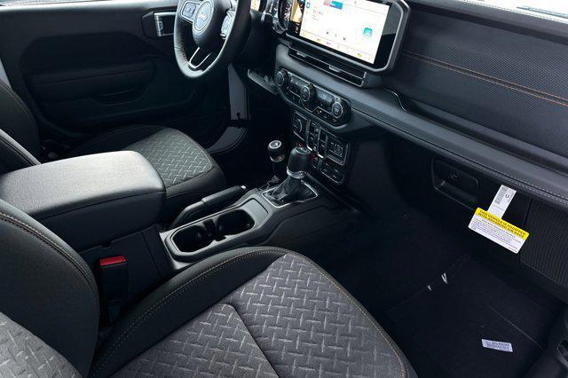 new 2025 Jeep Gladiator car, priced at $51,595
