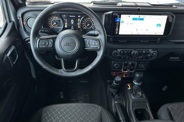new 2025 Jeep Gladiator car, priced at $51,595