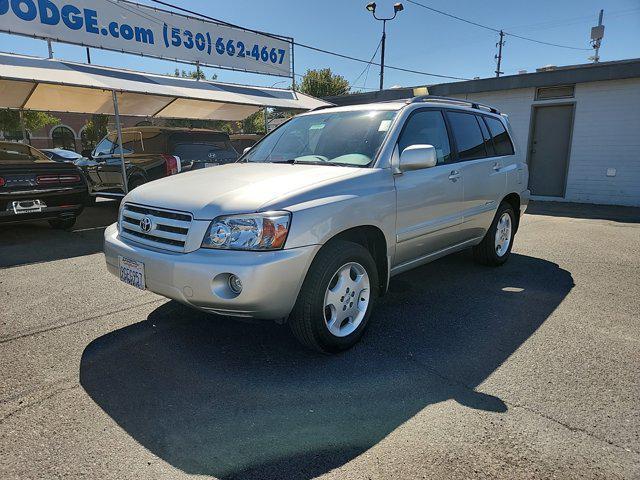 used 2006 Toyota Highlander car, priced at $9,998