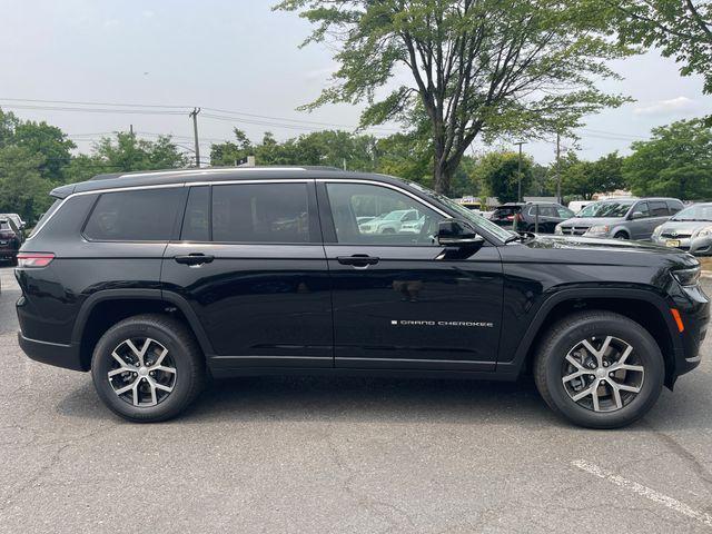 new 2025 Jeep Grand Cherokee L car, priced at $48,537