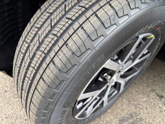 new 2025 Jeep Grand Cherokee car, priced at $46,260