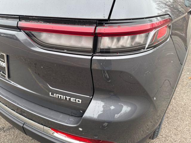 new 2025 Jeep Grand Cherokee car, priced at $46,260