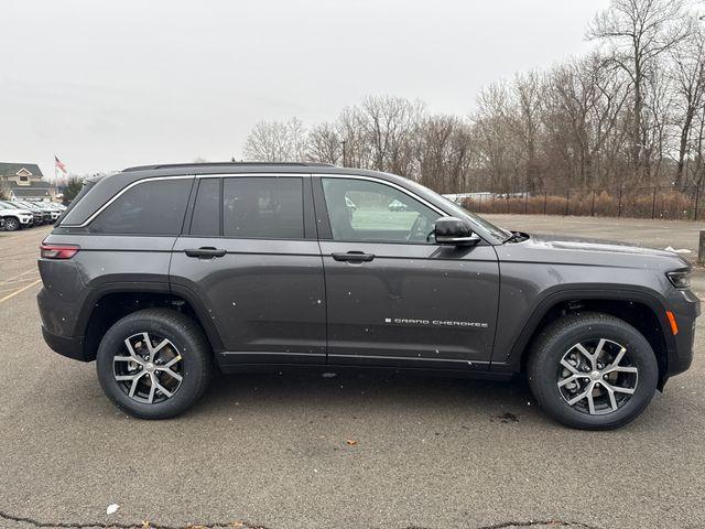 new 2025 Jeep Grand Cherokee car, priced at $46,260