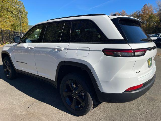 new 2025 Jeep Grand Cherokee car, priced at $42,760