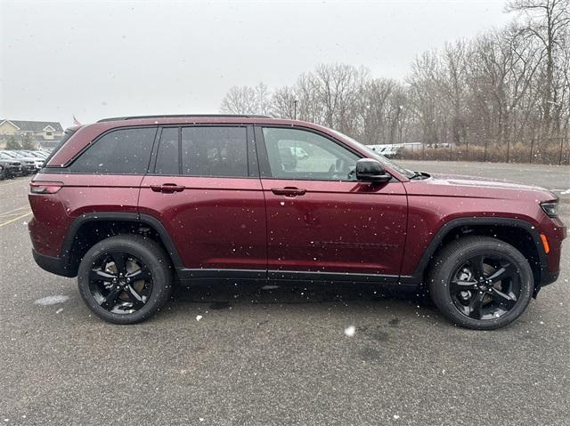 new 2025 Jeep Grand Cherokee car, priced at $46,479