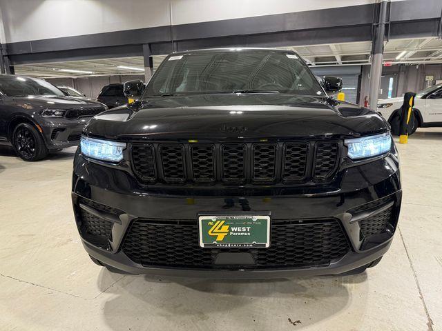 new 2025 Jeep Grand Cherokee car, priced at $48,375