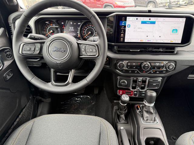 new 2025 Jeep Gladiator car, priced at $49,827