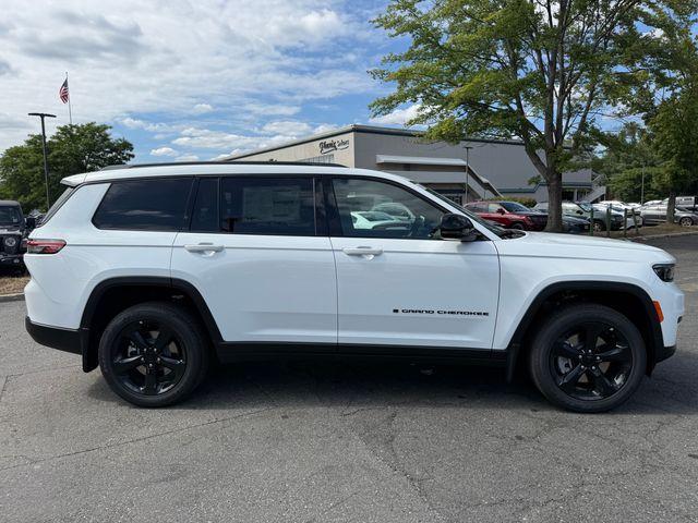 new 2025 Jeep Grand Cherokee L car, priced at $45,485