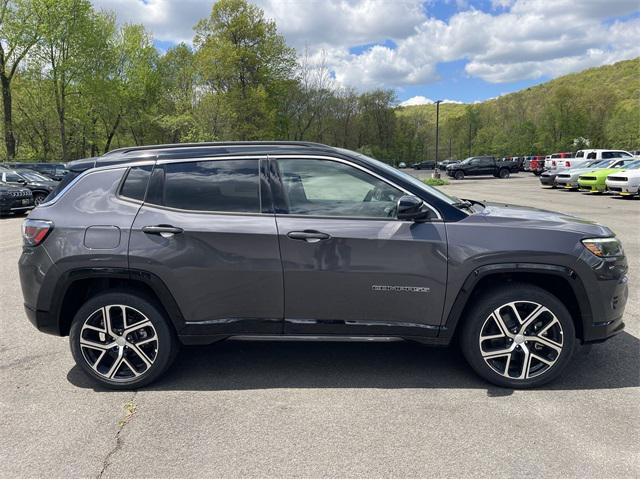 new 2024 Jeep Compass car, priced at $41,178