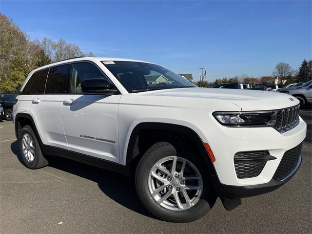 new 2024 Jeep Grand Cherokee car, priced at $40,641