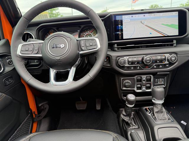 new 2025 Jeep Wrangler car, priced at $55,722