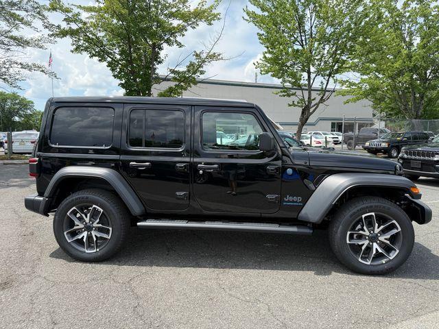 new 2025 Jeep Wrangler car, priced at $48,184