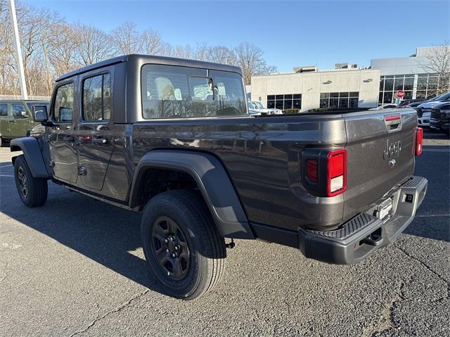 new 2025 Jeep Gladiator car, priced at $41,340