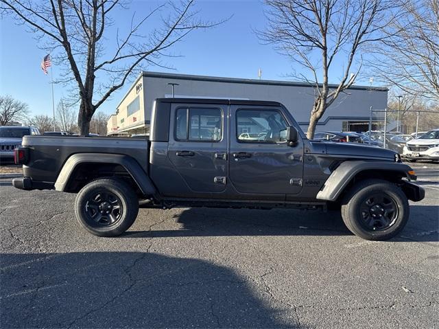 new 2025 Jeep Gladiator car, priced at $41,340