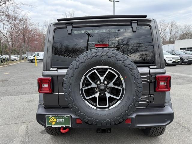 new 2025 Jeep Wrangler car, priced at $60,143