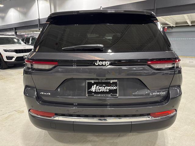 new 2025 Jeep Grand Cherokee car, priced at $38,977