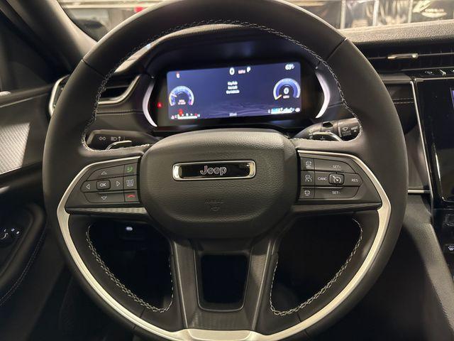 new 2025 Jeep Grand Cherokee car, priced at $38,977