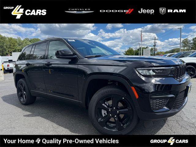 new 2025 Jeep Grand Cherokee car, priced at $42,824