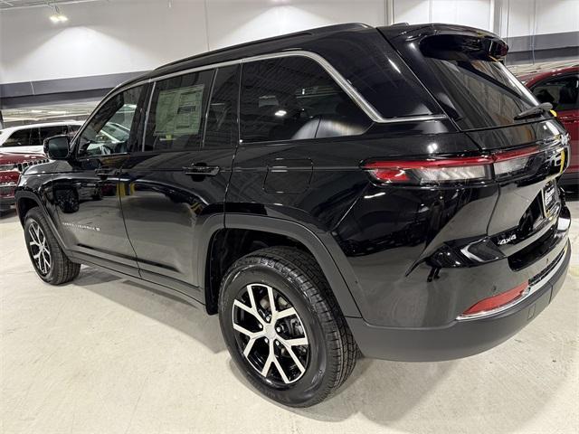 new 2025 Jeep Grand Cherokee car, priced at $43,421