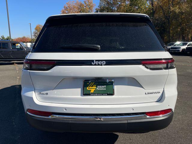 new 2025 Jeep Grand Cherokee car, priced at $45,301