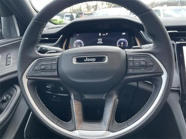 new 2024 Jeep Grand Cherokee car, priced at $53,385