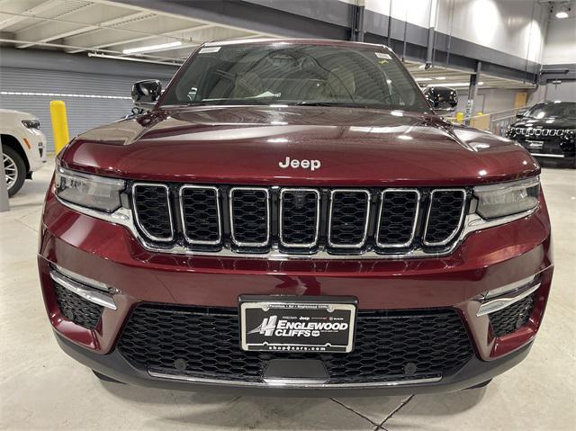 new 2024 Jeep Grand Cherokee car, priced at $53,385