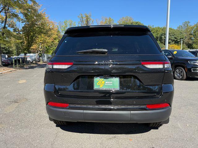 new 2025 Jeep Grand Cherokee car, priced at $43,436