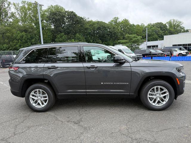 new 2025 Jeep Grand Cherokee car, priced at $40,772