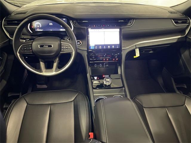 new 2025 Jeep Grand Cherokee car, priced at $50,121