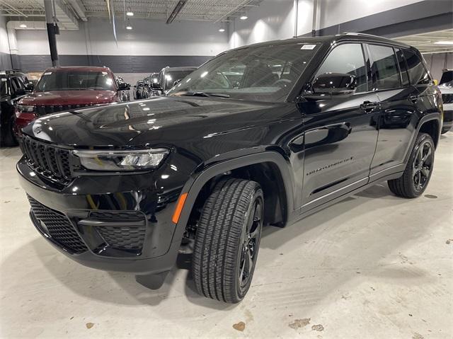 new 2024 Jeep Grand Cherokee car, priced at $44,209