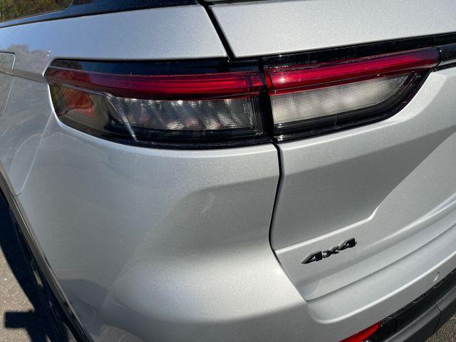 new 2025 Jeep Grand Cherokee car, priced at $48,375