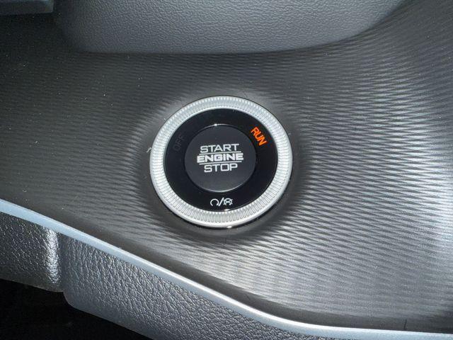 new 2025 Jeep Grand Cherokee car, priced at $40,772