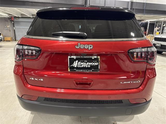 new 2025 Jeep Compass car, priced at $31,935